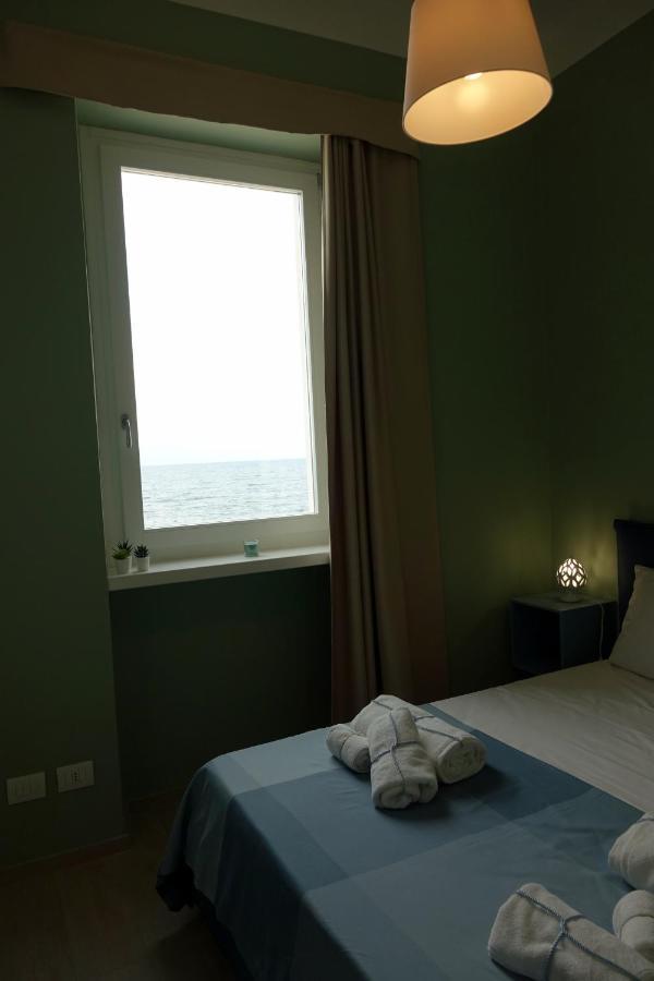 Apartamento La Finestra Sul Mare Bari Exterior foto